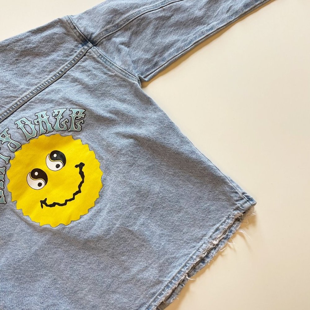 Forever 21 Happy Daze Smiley Jean Denim Jacket • 9/10 - Picture 4 of 5
